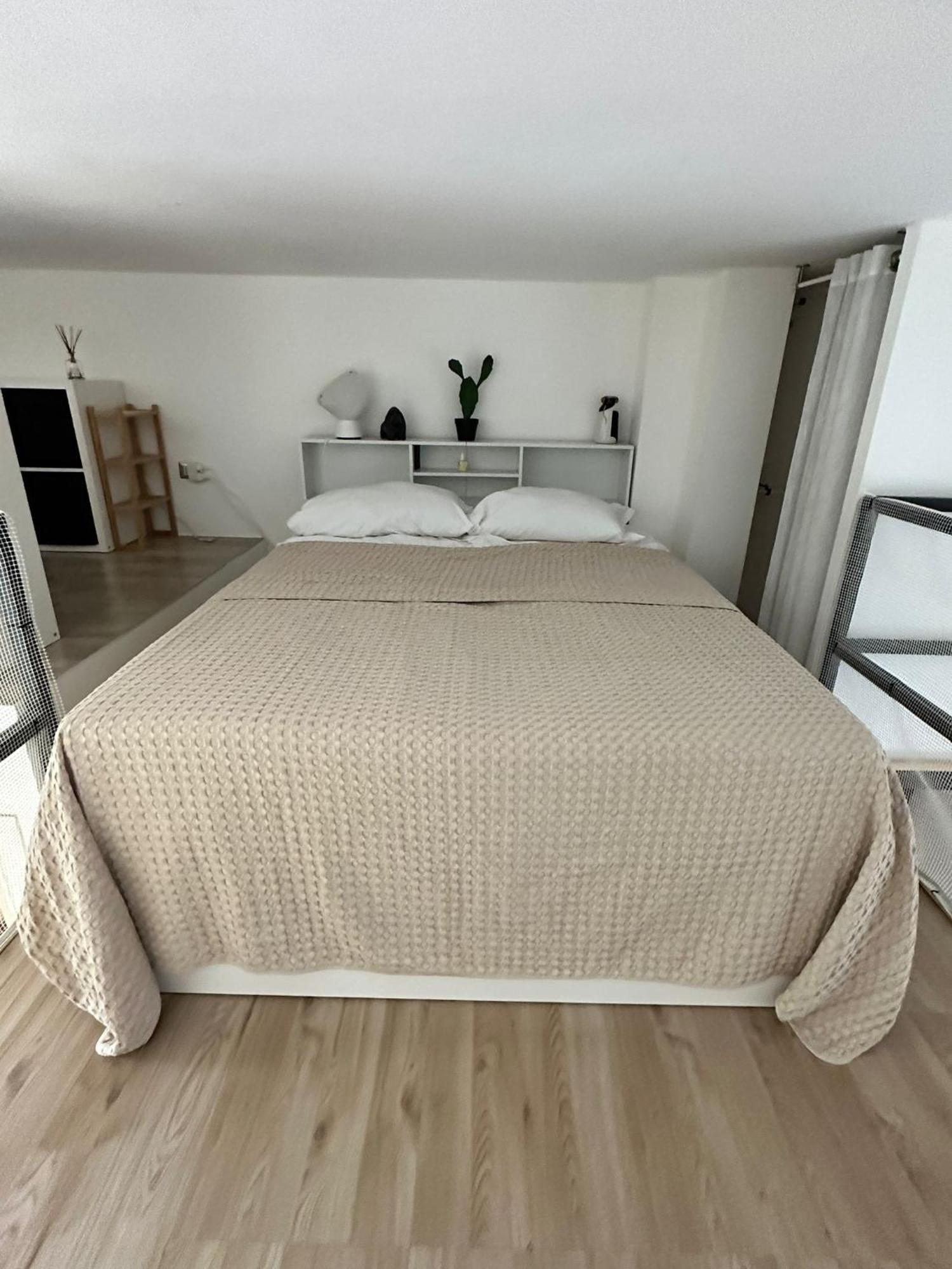 شقة Loft Moderno Con Terrazzo ميلان المظهر الخارجي الصورة